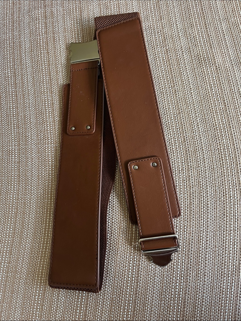 Brown Leather and elastic women’s belt size 18/20